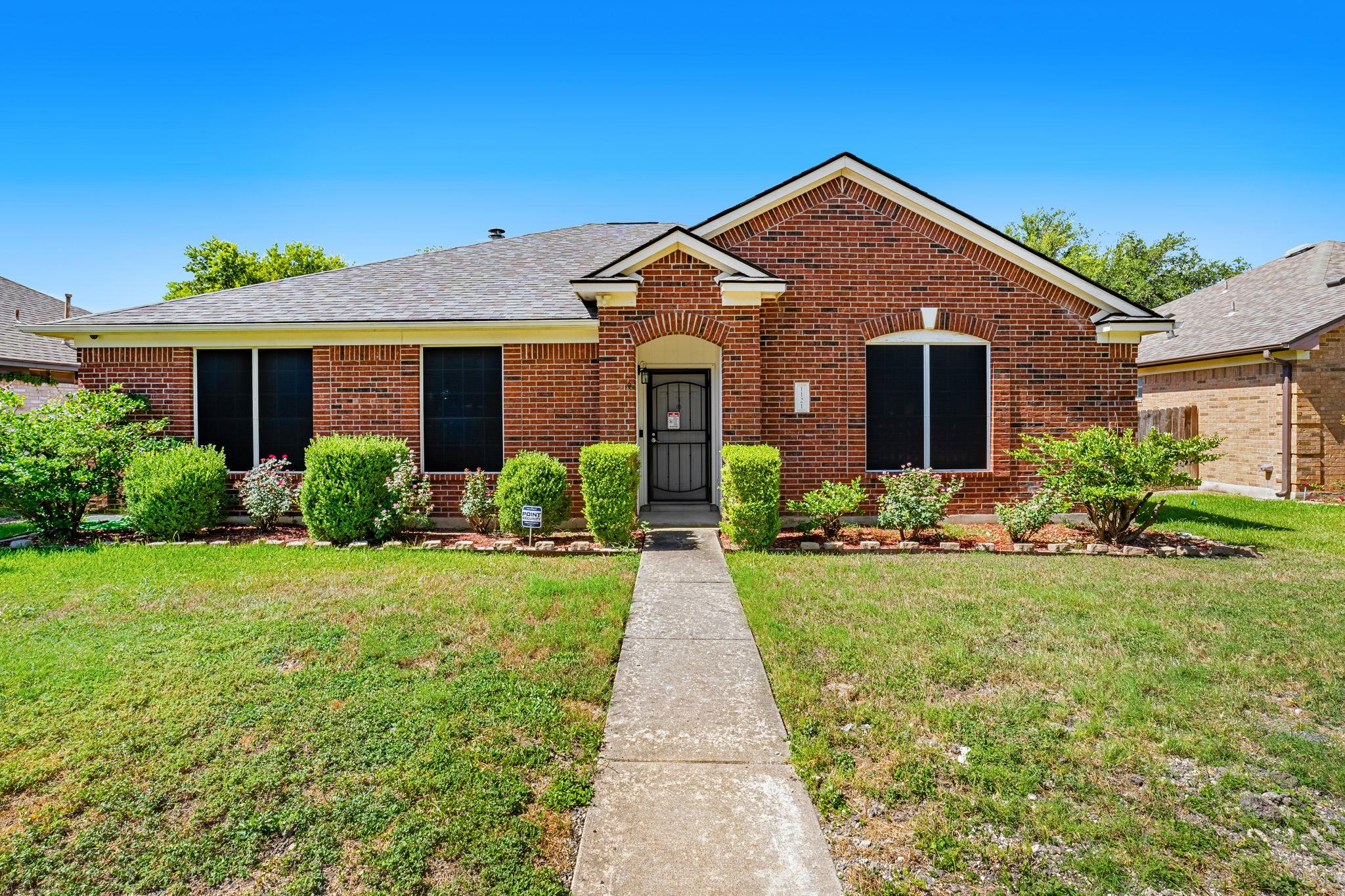 1121 Black Locust Dr, Pflugerville, TX 78660