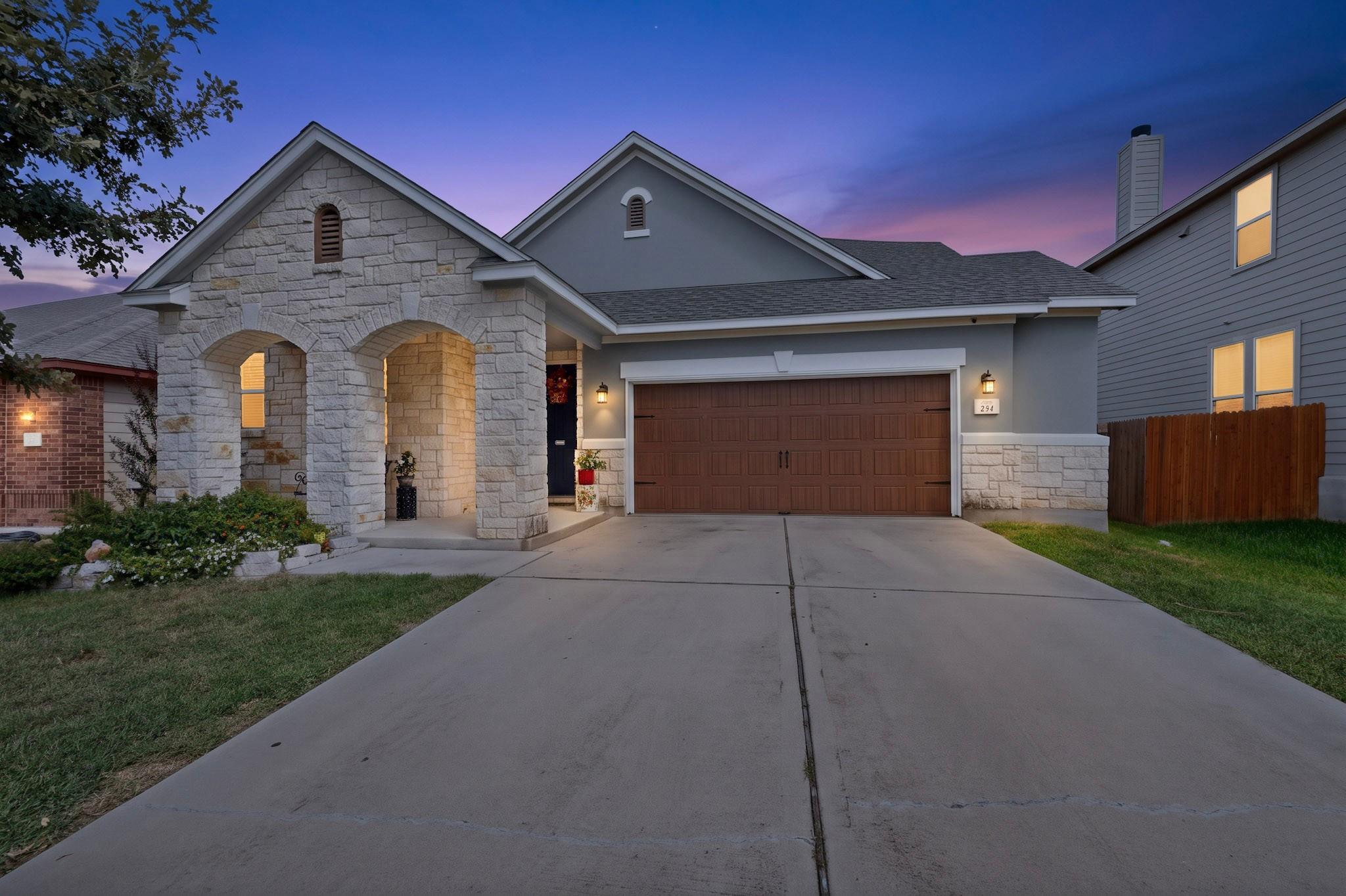 250 Fender Dr, Kyle, TX 78640