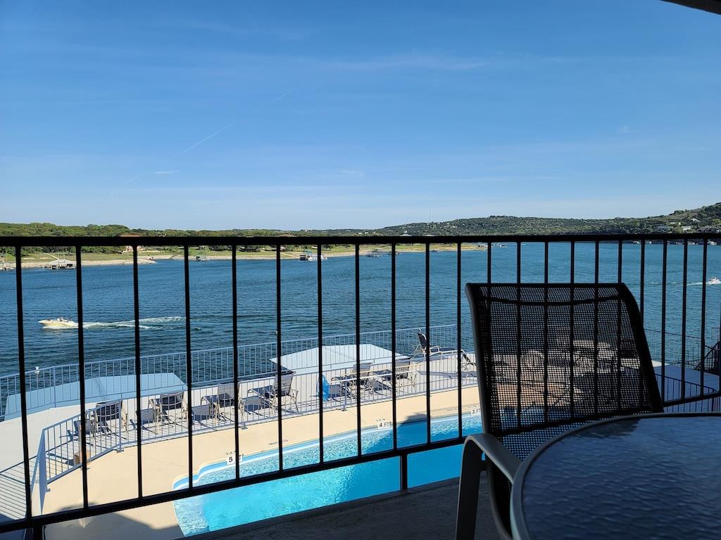 1601 Judy Lynn Dr #207, Spicewood, TX 78669