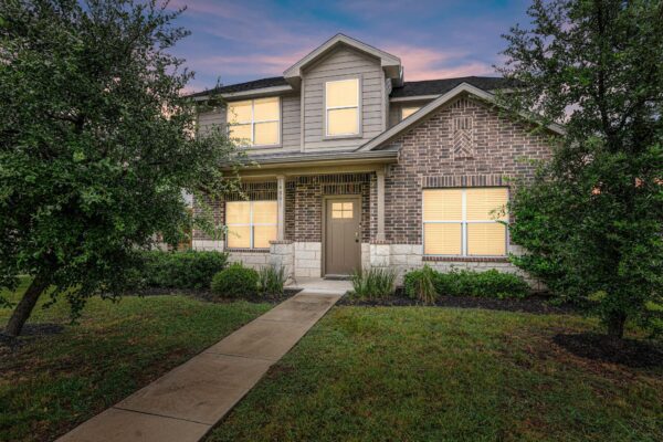14001 Heywood Dr, Pflugerville