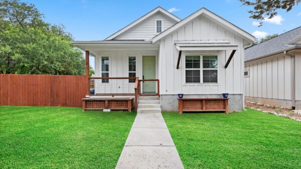 2 Stone Creek Cir, Wimberley