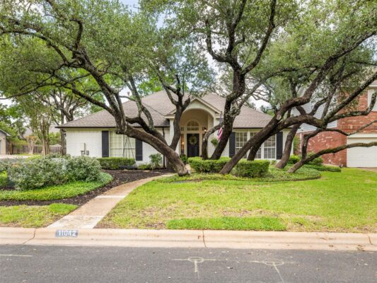 11042 Crossland Dr, Austin