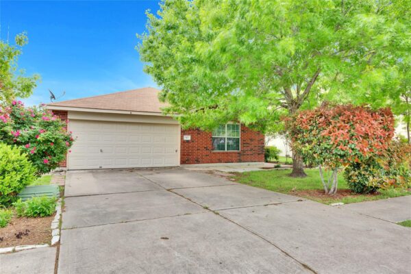 117 Gillespie Ln, Elgin