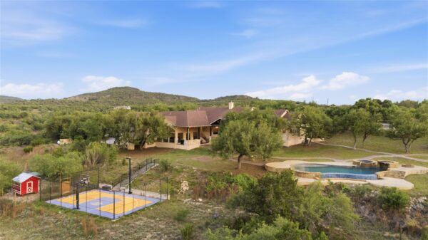9805 Grand Summit Blvd, Dripping Springs