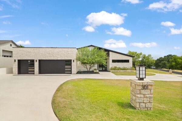 301 Eocene None, Horseshoe Bay