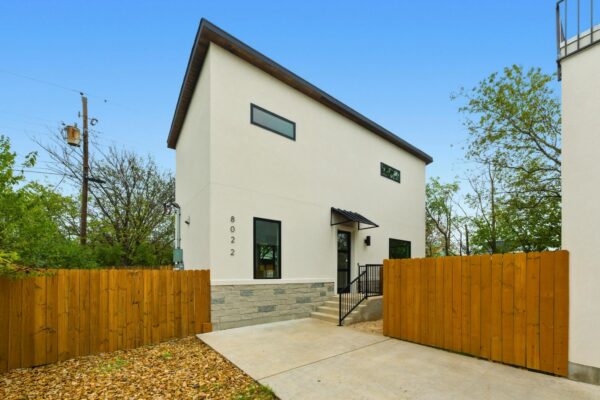 802 Philco Dr #2, Austin