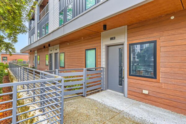 5924 S Congress Ave #11S, Austin