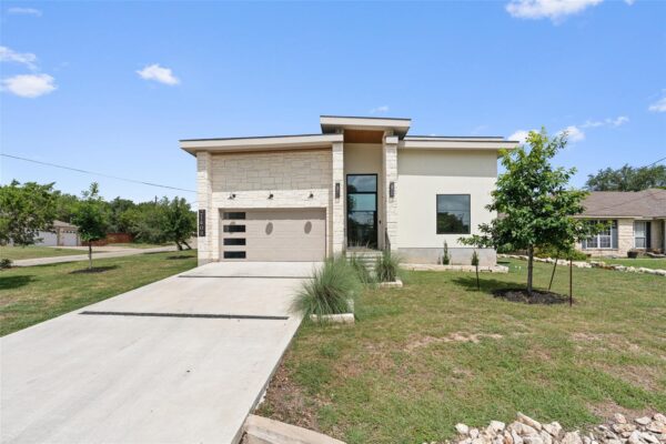 21408 Lakefront Dr, Lago Vista