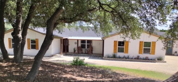 22303 Honeycomb Ln, Leander
