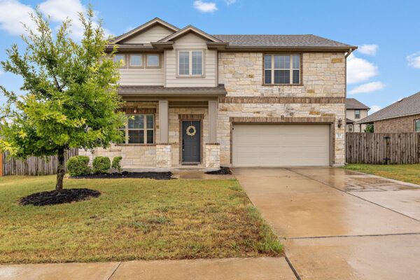 713 Carillion Dr, Pflugerville