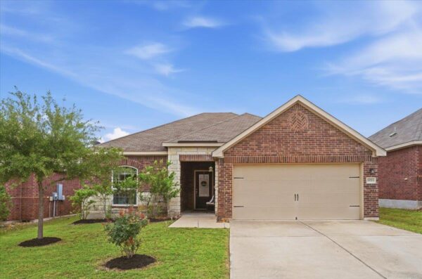 19713 James Manor St, Manor