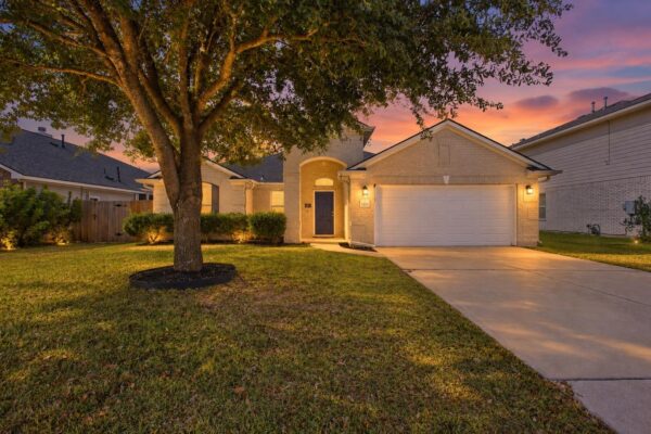 1207 Utopia Ln, Hutto