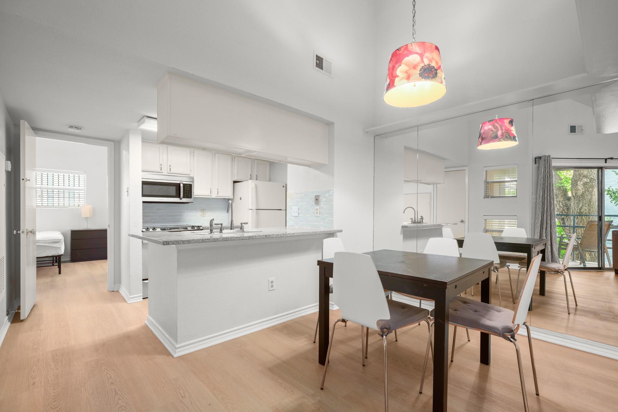 2311 Nueces St #303, Austin, TX 78705