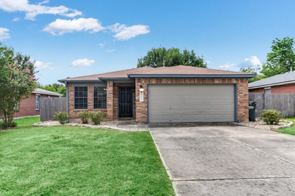 400 Ashbury Dr, Leander