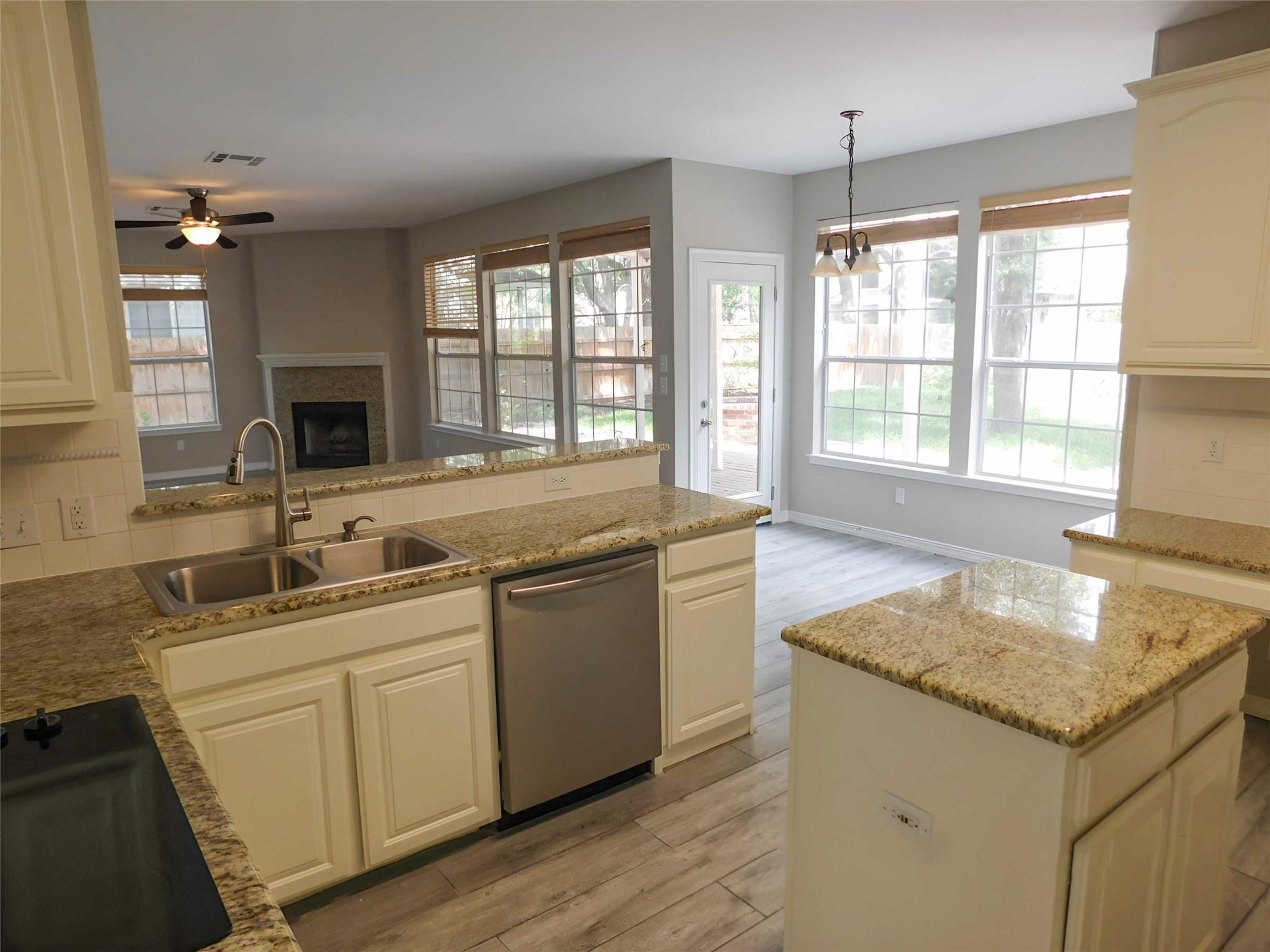 30003 OAKLAND HILLS Dr, Georgetown, TX 78628