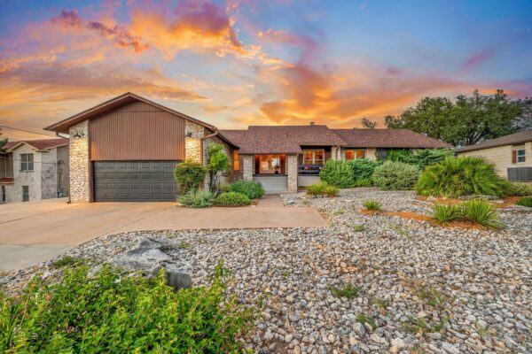 21206 National Dr, Lago Vista
