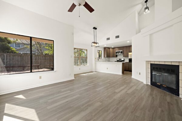 12009 Sky West Dr, Austin