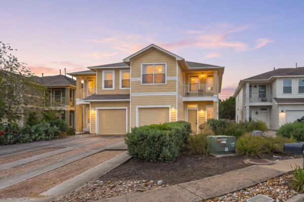 8909 Mountain Shadows Cv #B, Austin