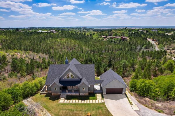 169 Tall Forest Dr, Bastrop