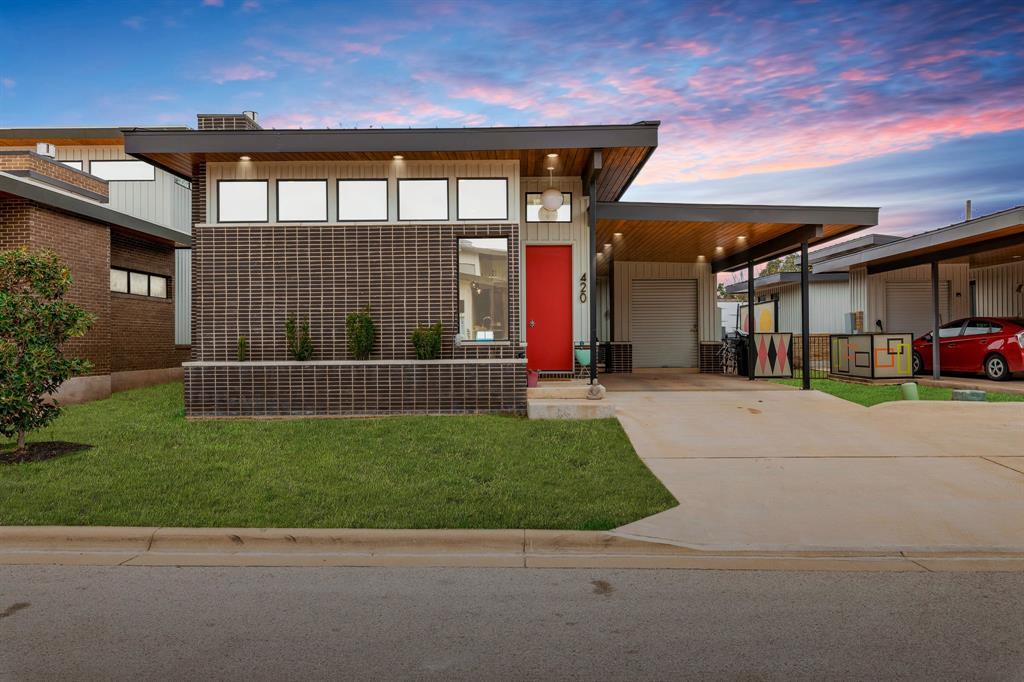 420 Starlight Village Loop #17, Leander, TX 78641