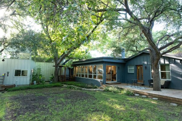 2405 Stevens Cv, Austin