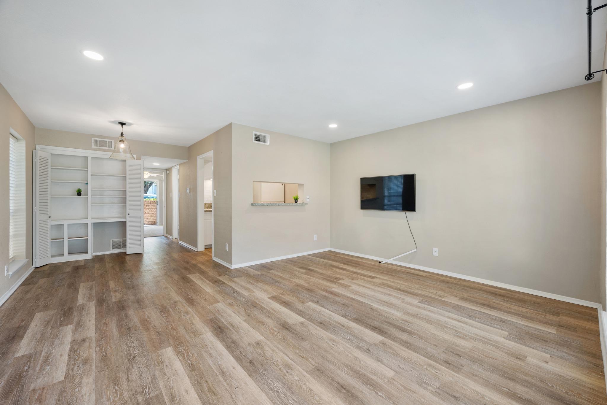 2425 Ashdale Dr #29, Austin, TX 78757