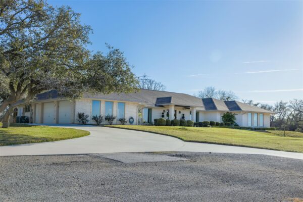 197 Live Oak Cemetery Rd, Killeen