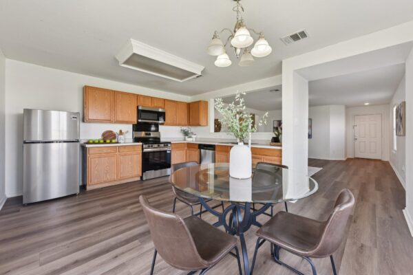 101 Bandera Woods Blvd, Elgin