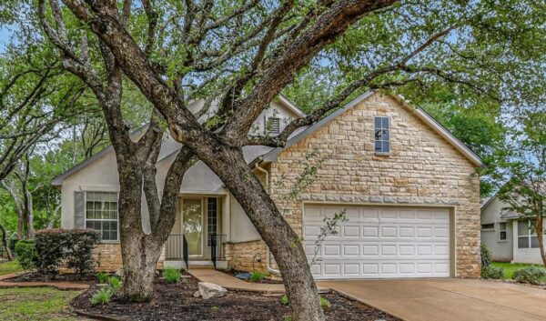292 Whispering Wind Dr, Georgetown