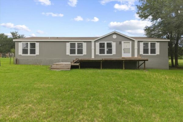 3063 County Road 484 None, Elgin
