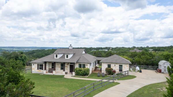 155 Balcones Ridge Way, Bertram