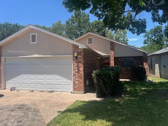 416 Village Ln, Buda, TX 78610
