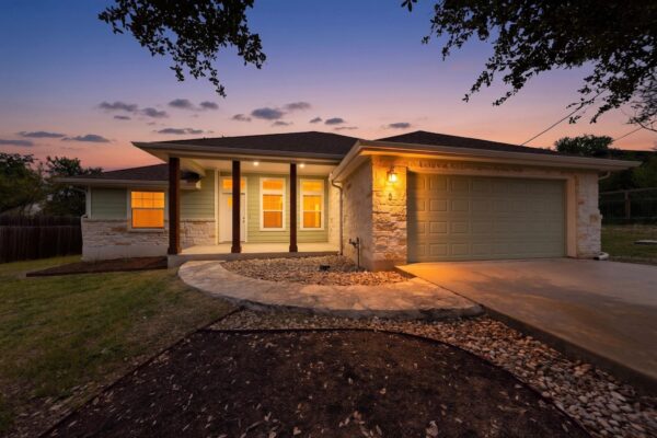 5 Las Flores Dr, Wimberley