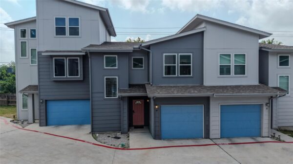 12500 Lamppost Ln #16, Austin
