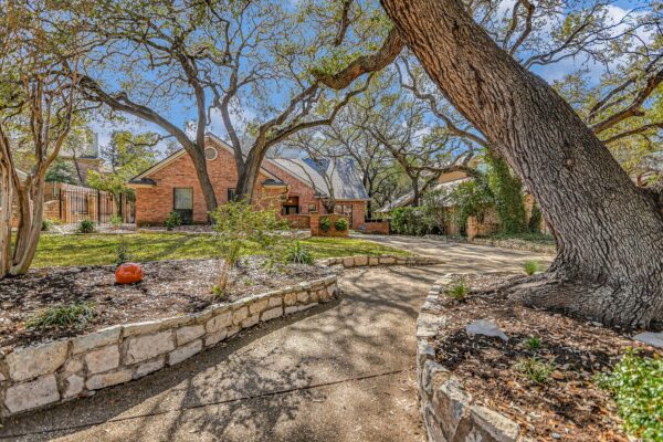 5402 Odessa Ln, Austin
