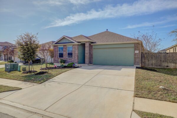 105 Isaac Millsaps Trl, Bastrop