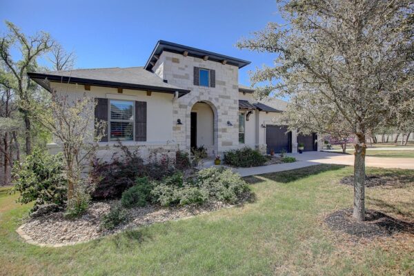 129 Hollytree Ct, Georgetown