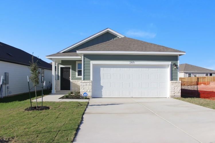 213 Firefox Way, Jarrell, TX 76537