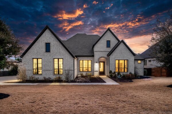 734 Bridge Water Loop, Dripping Springs