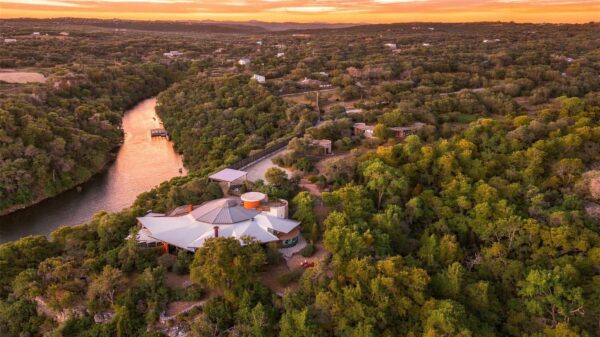 4002 Tyx Trail None, Spicewood