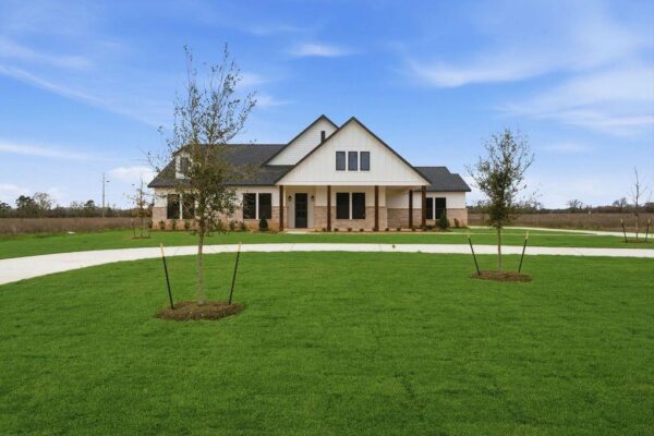 106 Hydrangea Dr, Smithville