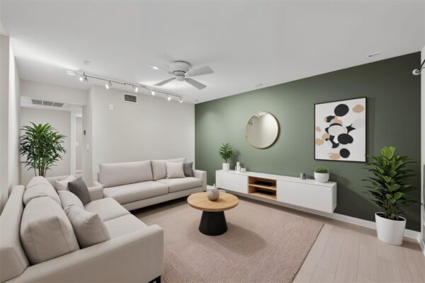 2200 Dickson Dr #113, Austin