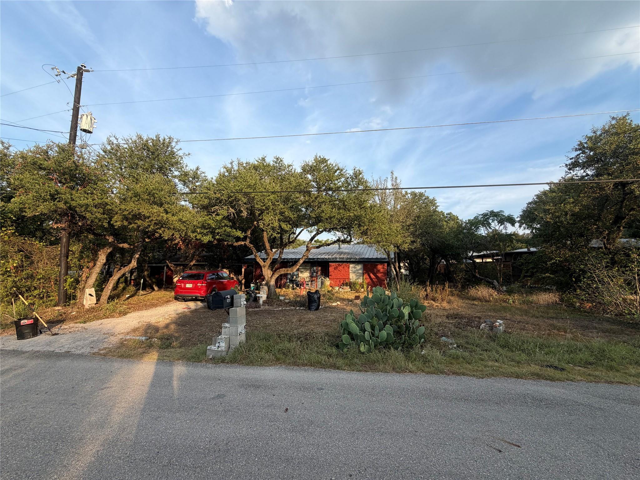 8207 Williamson Creek Dr, Austin, TX 78736
