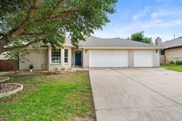 2505 Granite Creek Dr, Leander