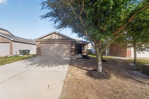 1564 Breanna Ln, Kyle