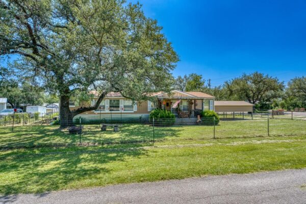 122 Heritage Dr, Johnson City