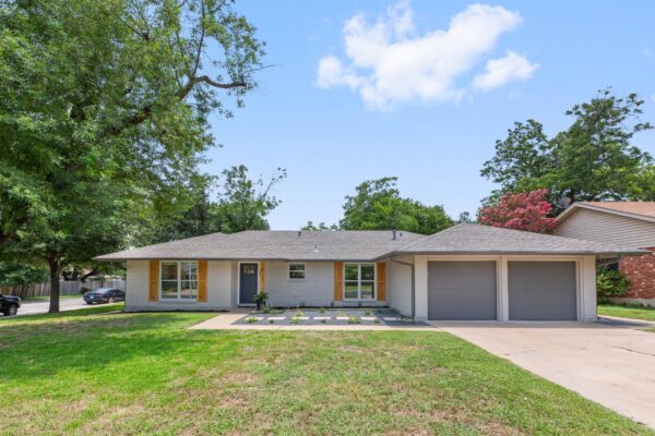 911 Cripple Creek Dr, Austin