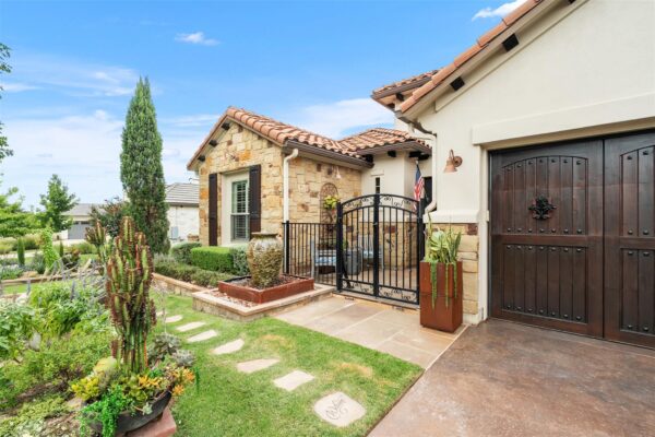 209 E Cimarron Hills Trl E, Georgetown