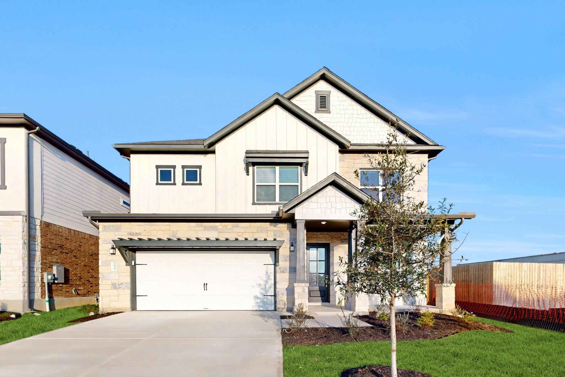 2036 Lolo Ln, Leander