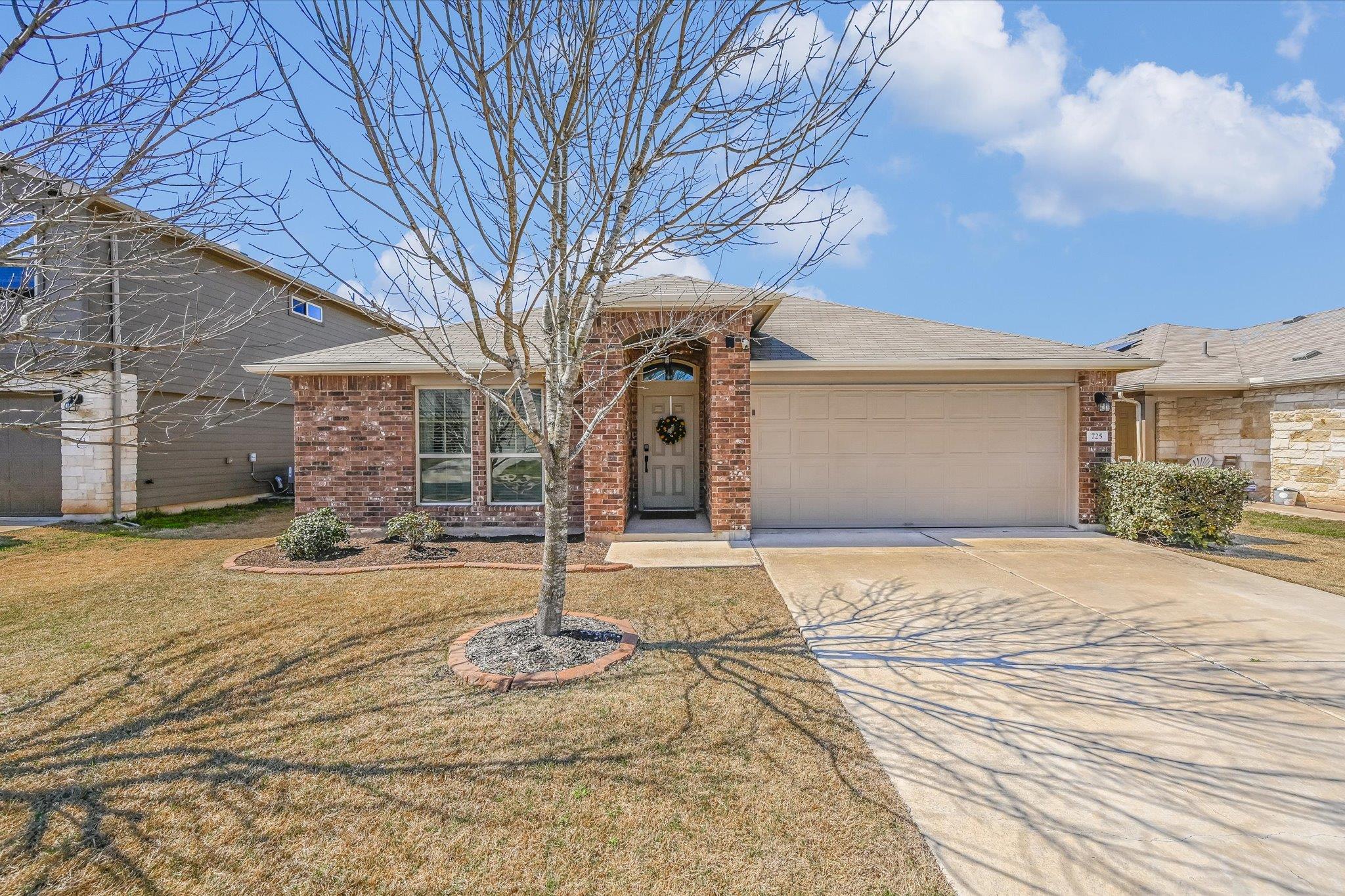 725 Pinnacle Dr, Georgetown, TX 78626